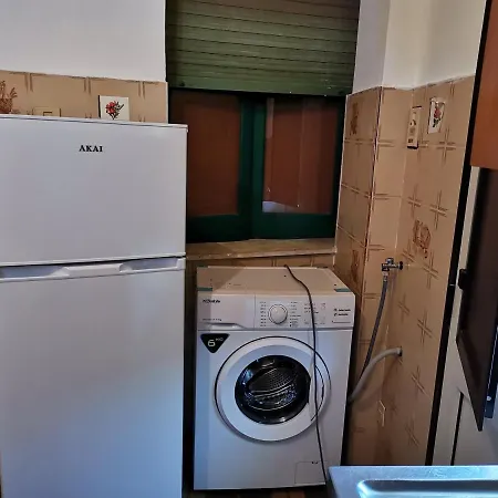 Private House With Private Entrance Apartment *